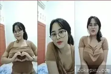 Chubby Gede Pamer Tetek Memek Tembem Basah Lumer WOT