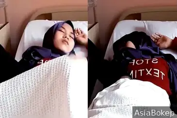 Kocokin Memek Adek Kandung Lagi Tidur Pulen Basah