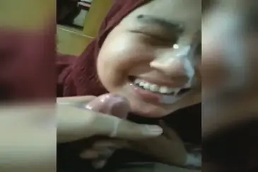 Skandal Ukhti Jilbab Coklat Kena Croot Muka HD Indo Hot